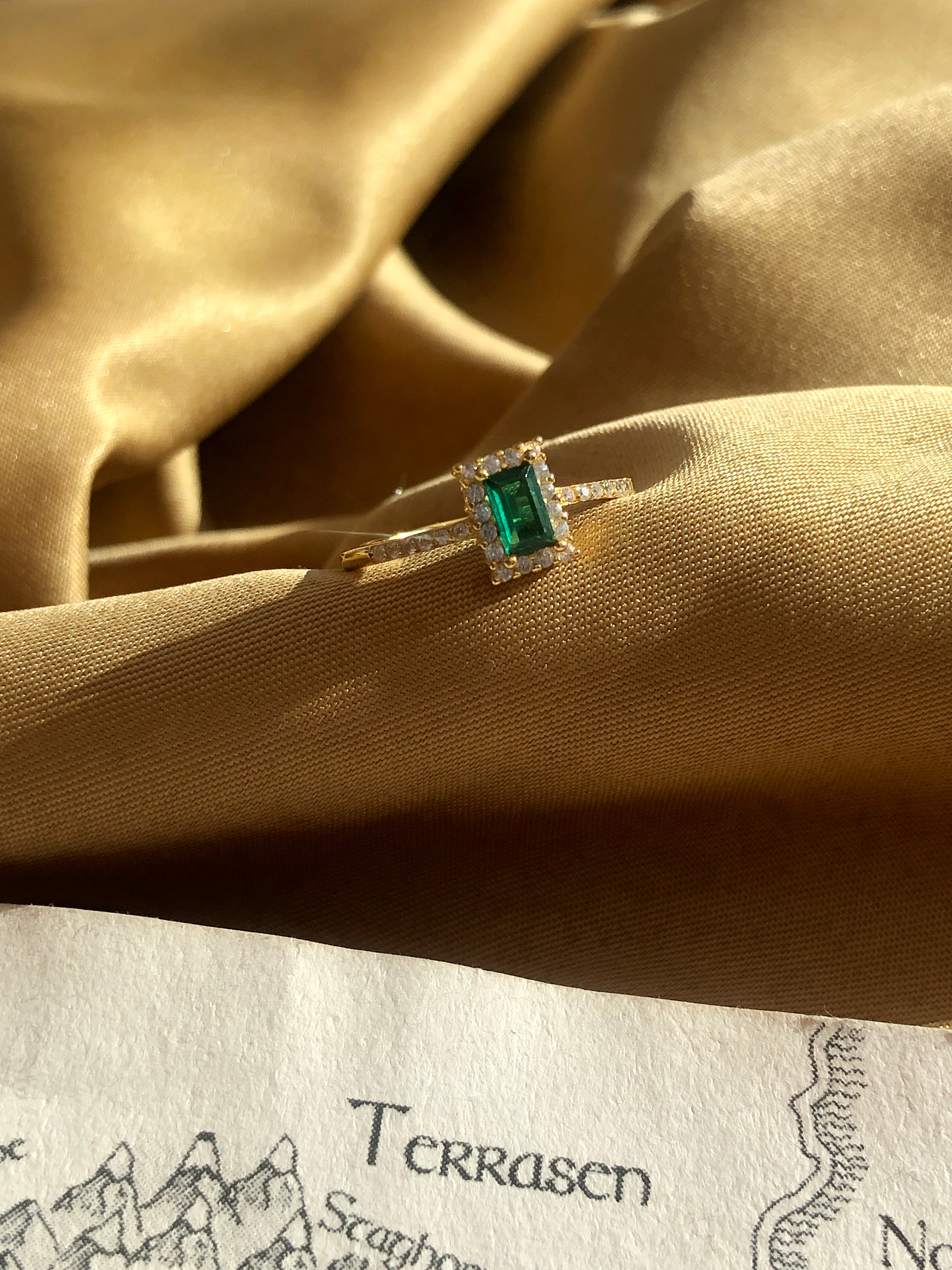 Emerald Vows Ring