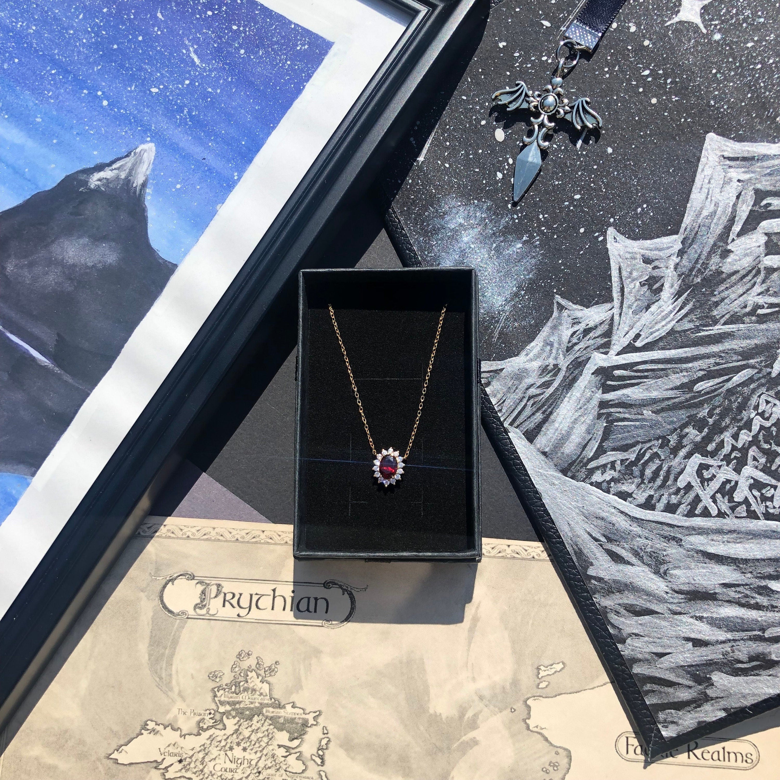 The General Necklace