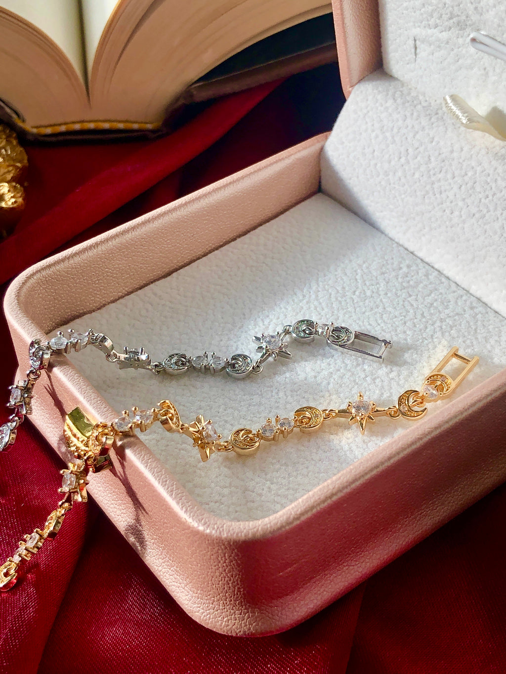 Lady of Night Bracelet