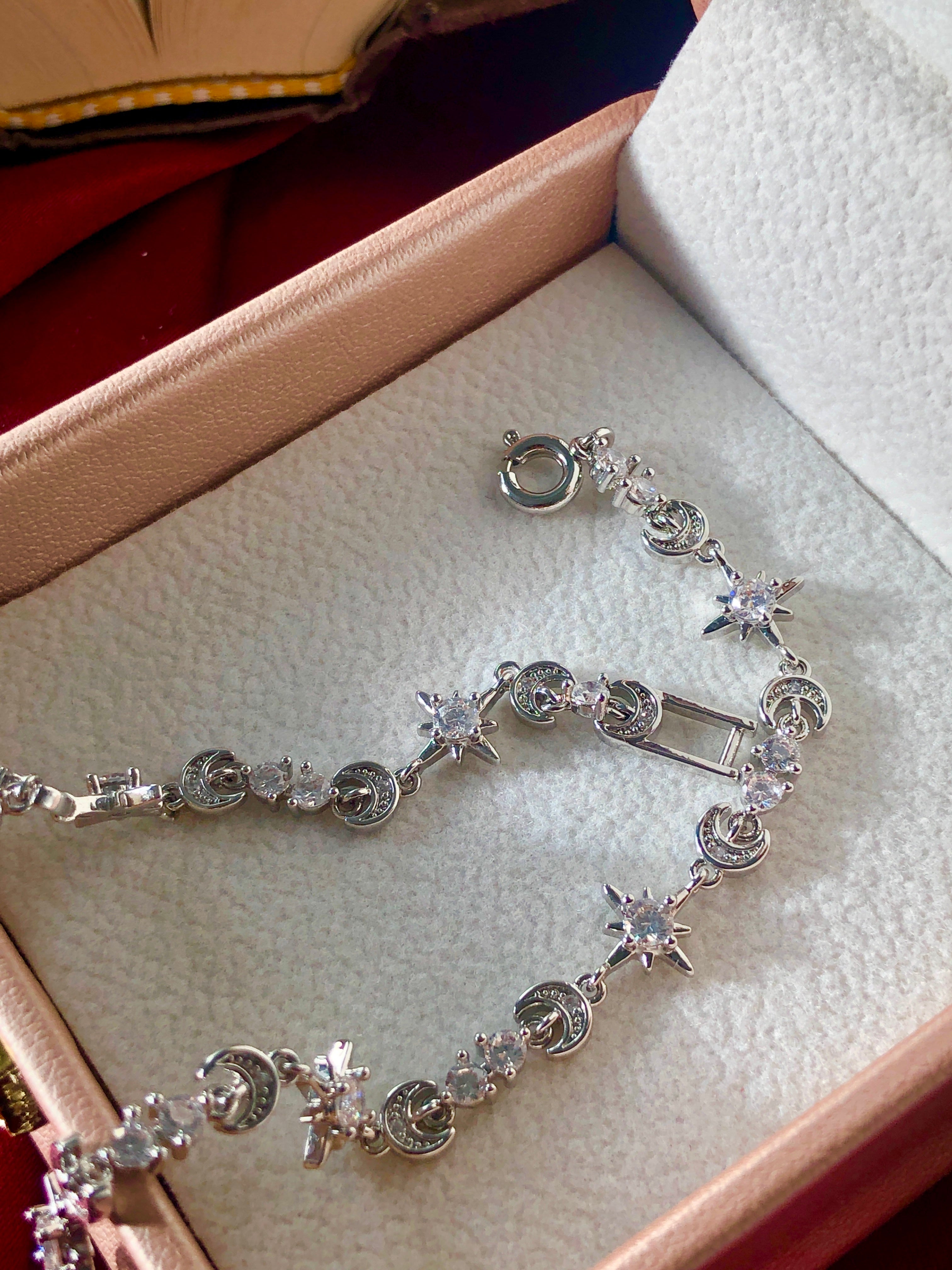 Lady of Night Bracelet