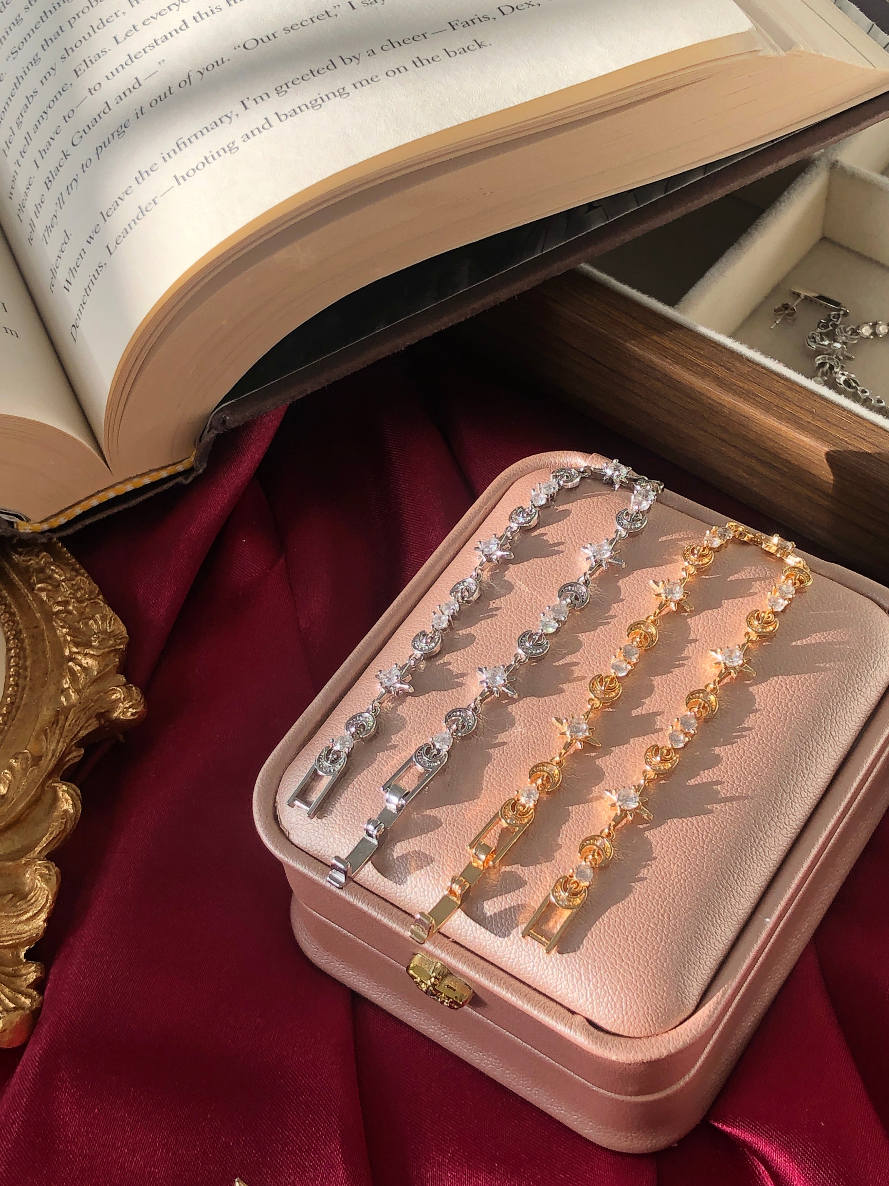 Lady of Night Bracelet