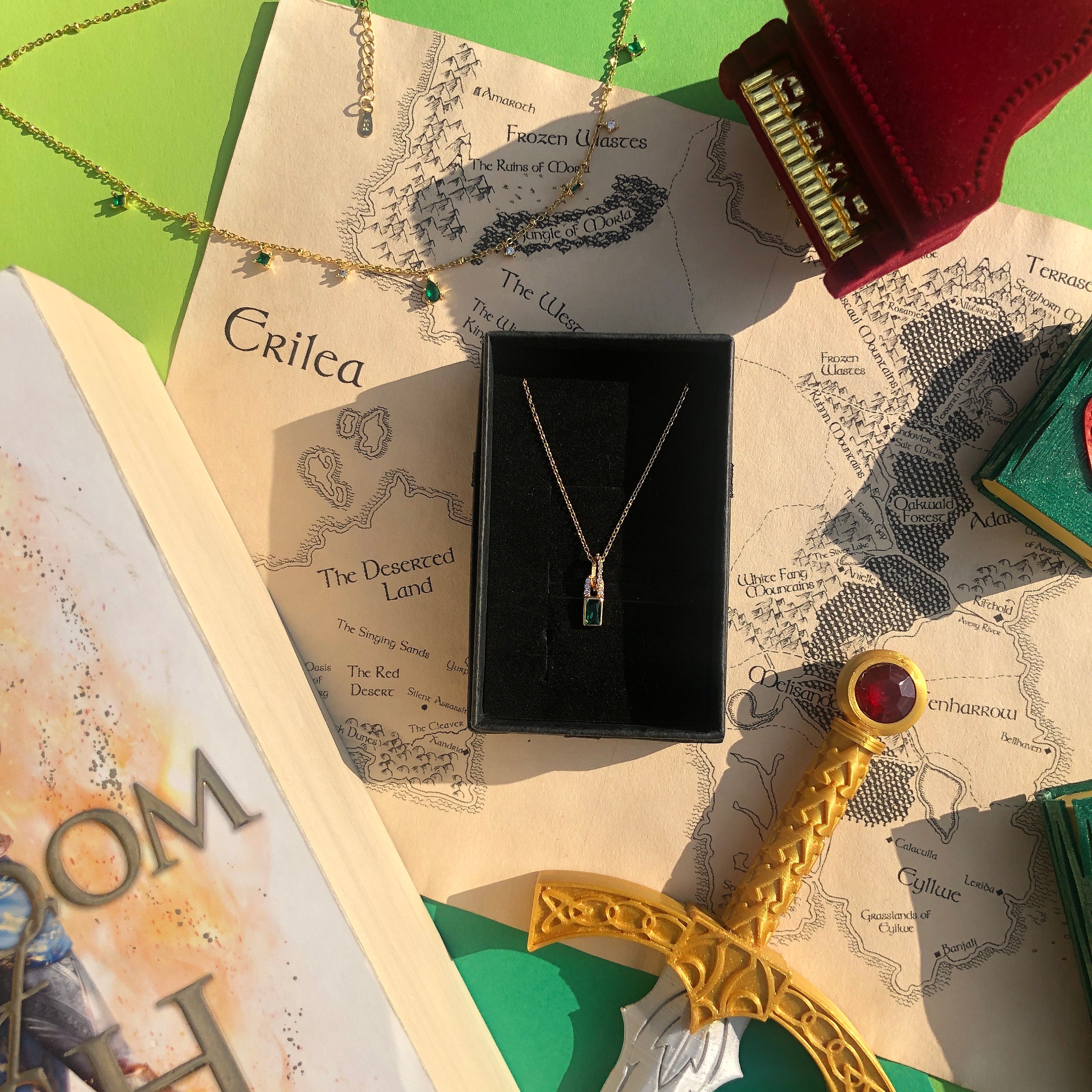 Pine & Snow Necklace